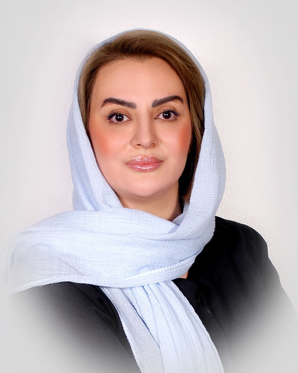 روشنک چایچی